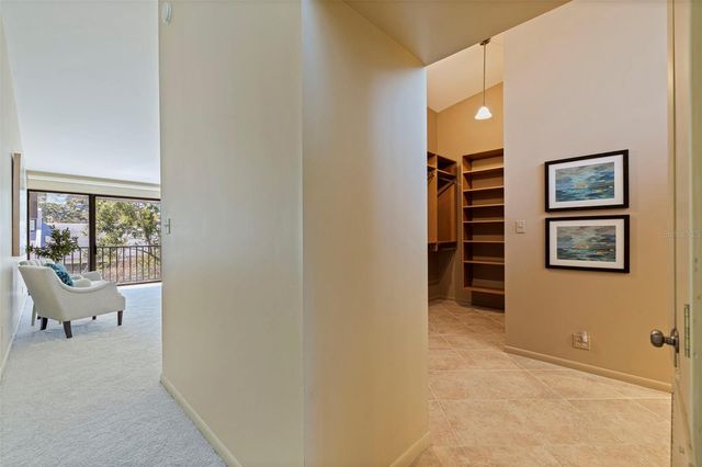 301 2ND STREET N 7, St Petersburg, FL 33701