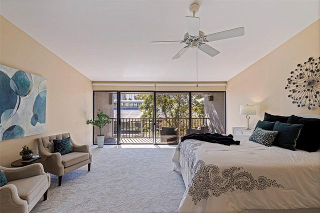 301 2ND STREET N 7, St Petersburg, FL 33701