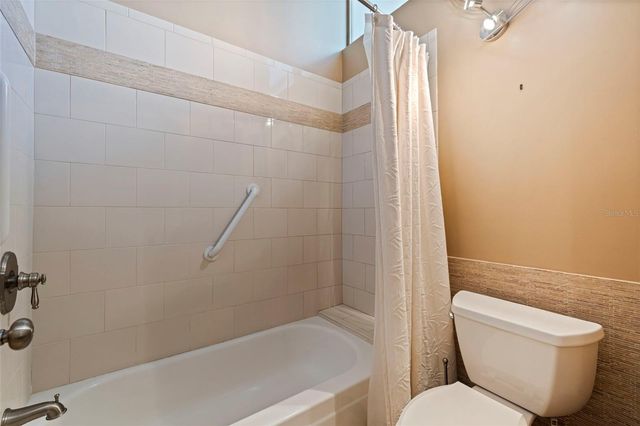 301 2ND STREET N 7, St Petersburg, FL 33701