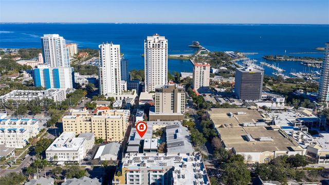 301 2ND STREET N 7, St Petersburg, FL 33701