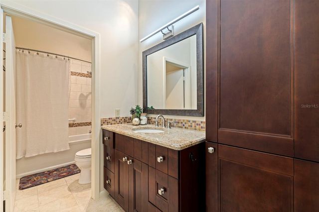 301 2ND STREET N 7, St Petersburg, FL 33701