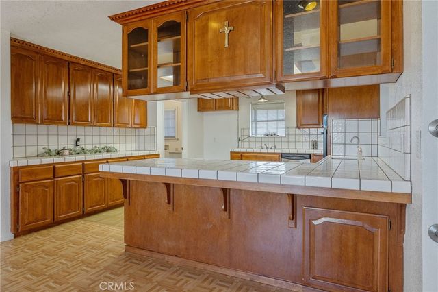 16808 W Palmer Avenue, Huron, CA 93234