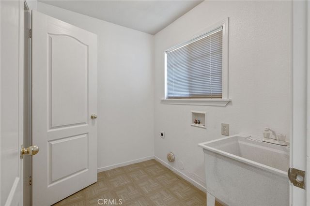 16808 W Palmer Avenue, Huron, CA 93234