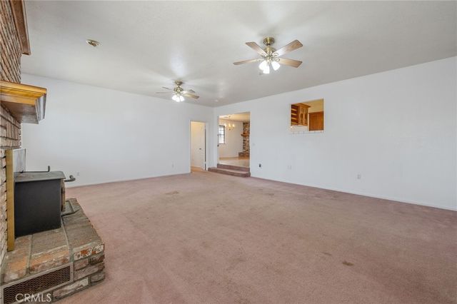 16808 W Palmer Avenue, Huron, CA 93234