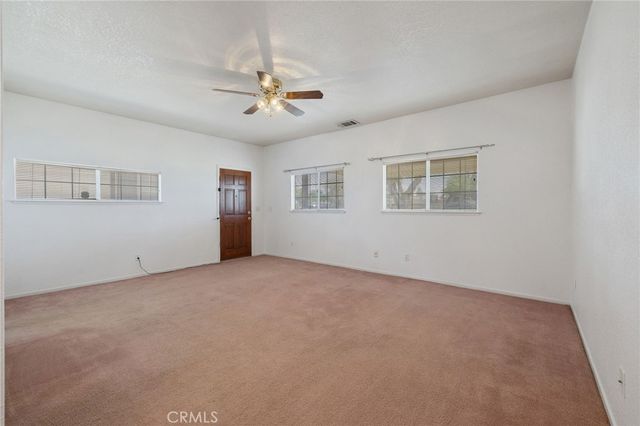 16808 W Palmer Avenue, Huron, CA 93234