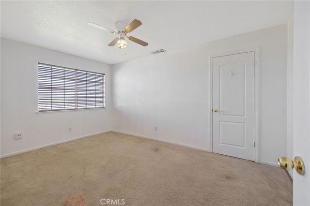 16808 W Palmer Avenue, Huron, CA 93234