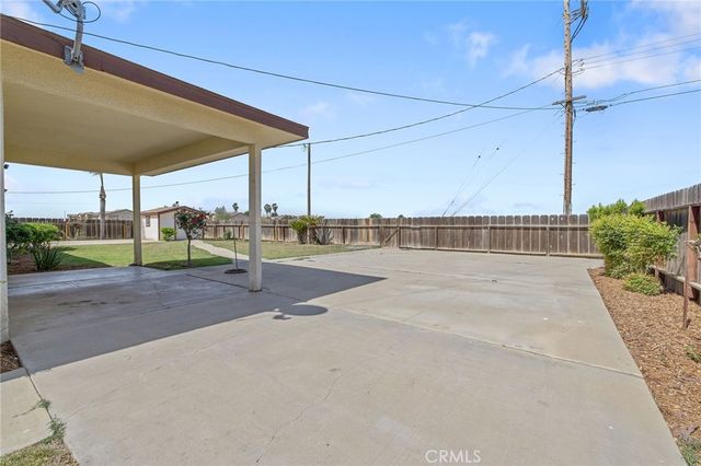 16808 W Palmer Avenue, Huron, CA 93234