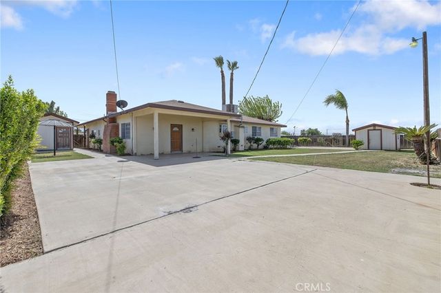 16808 W Palmer Avenue, Huron, CA 93234