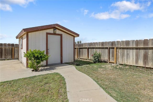 16808 W Palmer Avenue, Huron, CA 93234
