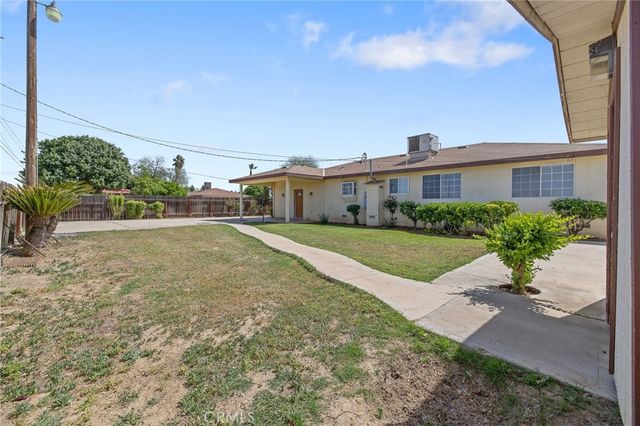 16808 W Palmer Avenue, Huron, CA 93234