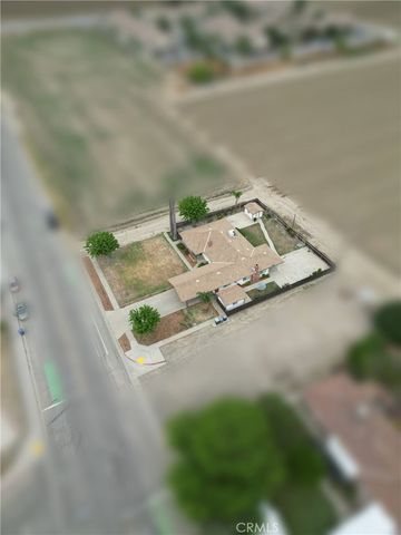 16808 W Palmer Avenue, Huron, CA 93234