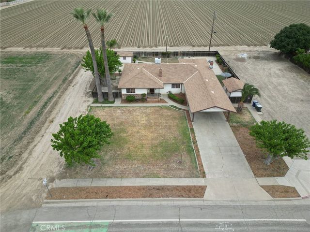 16808 W Palmer Avenue, Huron, CA 93234