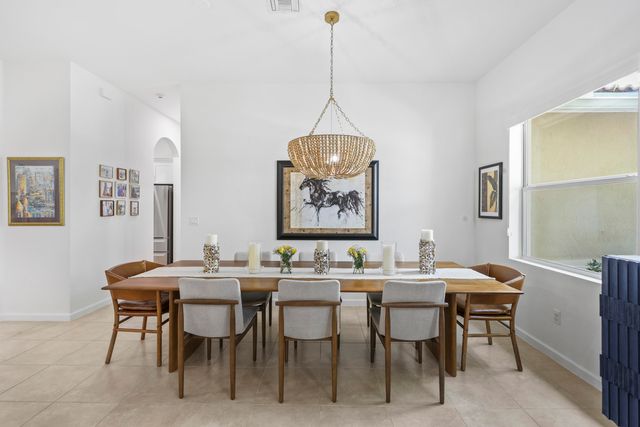 9387 Silent Oak Circle, West Palm Beach, FL 33411