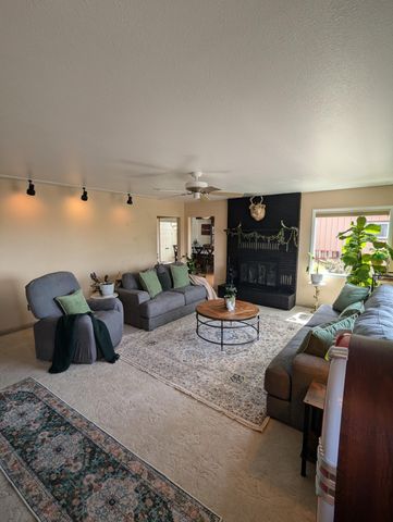 834 Loma Linda Drive, Klamath Falls, OR 97601