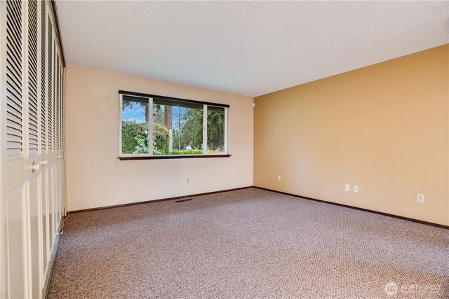 1361 Bel Air Road, Tacoma, WA 98406