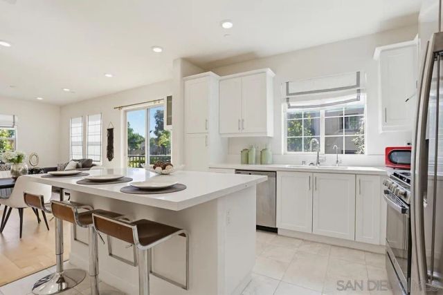 4373 Pacifica 6, Oceanside, CA 92056