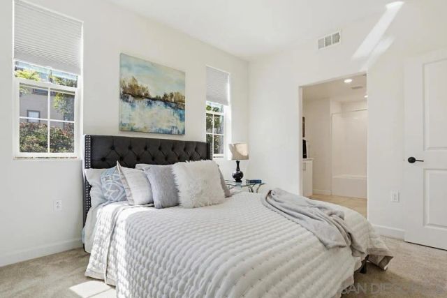 4373 Pacifica 6, Oceanside, CA 92056
