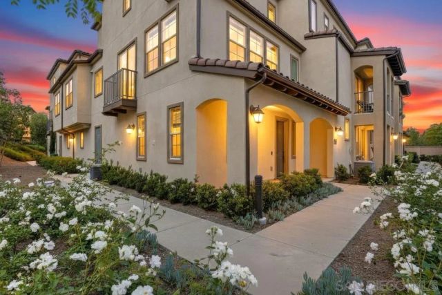 4373 Pacifica 6, Oceanside, CA 92056