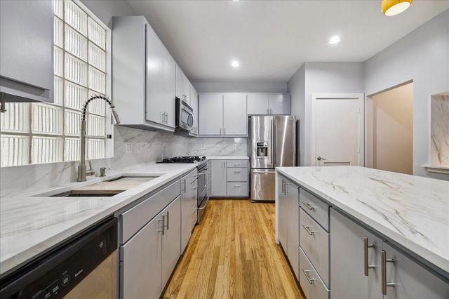 8642 Meadowcroft Drive, Houston, TX 77063