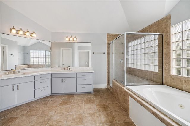 8642 Meadowcroft Drive, Houston, TX 77063