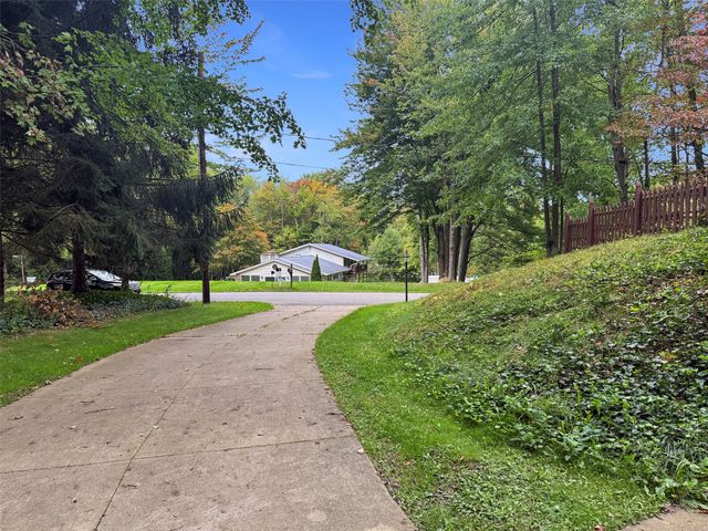 5435 ASPEN Drive, Erie, PA 16506