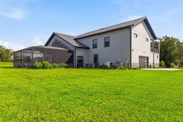 17025 ROYAL PALM DRIVE, Groveland, FL 34736
