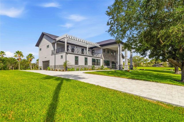 17025 ROYAL PALM DRIVE, Groveland, FL 34736