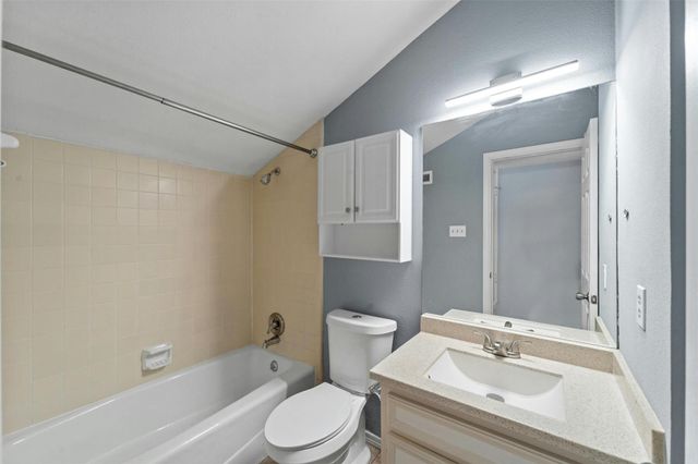 500 HESTERS CROSSING RD 209, Round Rock, TX 78681