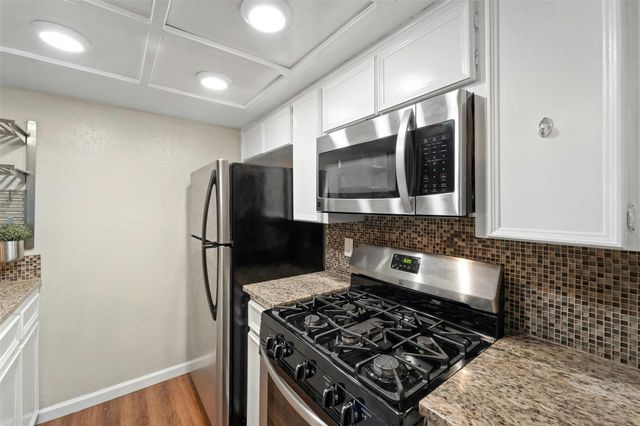 500 HESTERS CROSSING RD 209, Round Rock, TX 78681