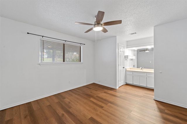500 HESTERS CROSSING RD 209, Round Rock, TX 78681