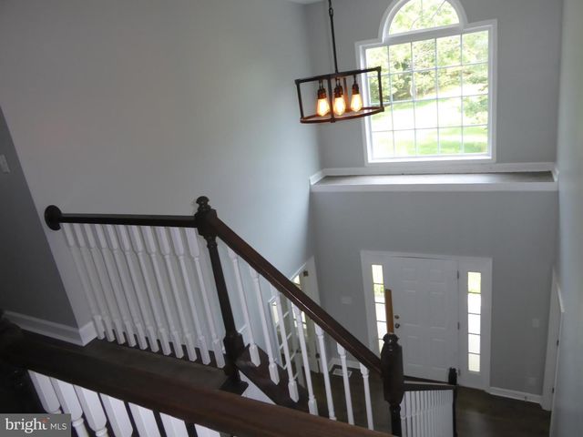 1285 BOGGS LN, Mathias, WV 26812