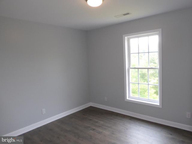 1285 BOGGS LN, Mathias, WV 26812