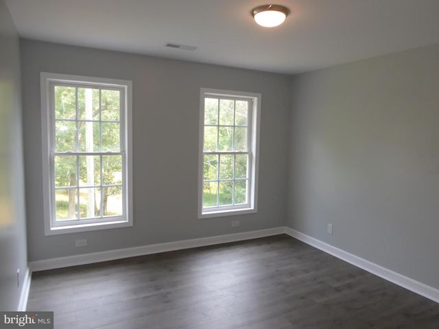 1285 BOGGS LN, Mathias, WV 26812