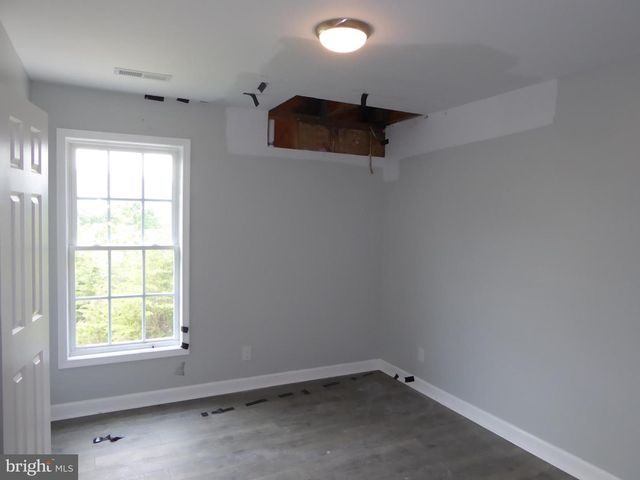 1285 BOGGS LN, Mathias, WV 26812