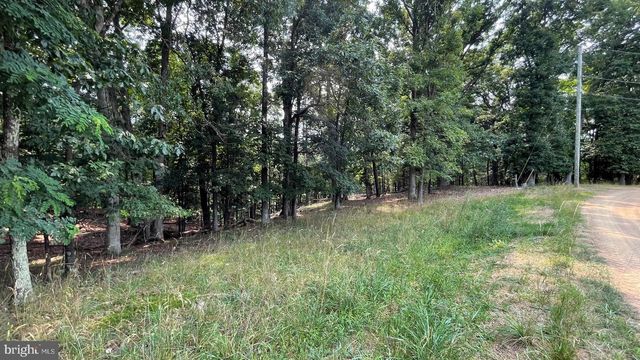 1285 BOGGS LN, Mathias, WV 26812