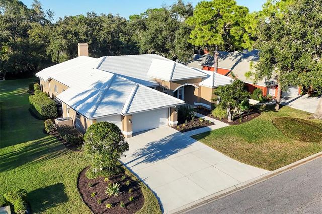 8576 WOODBRIAR DRIVE, Sarasota, FL 34238