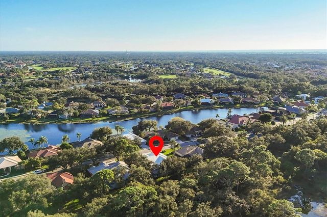 8576 WOODBRIAR DRIVE, Sarasota, FL 34238