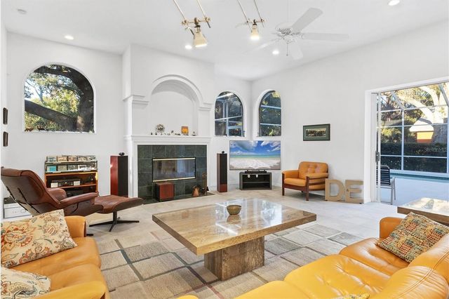 8576 WOODBRIAR DRIVE, Sarasota, FL 34238