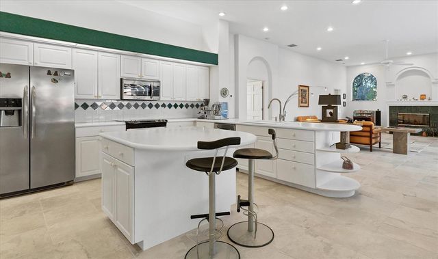 8576 WOODBRIAR DRIVE, Sarasota, FL 34238