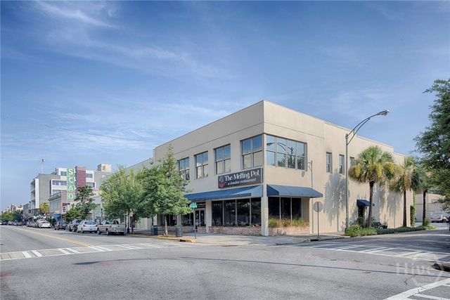 232 E Broughton Street, Savannah, GA 31401