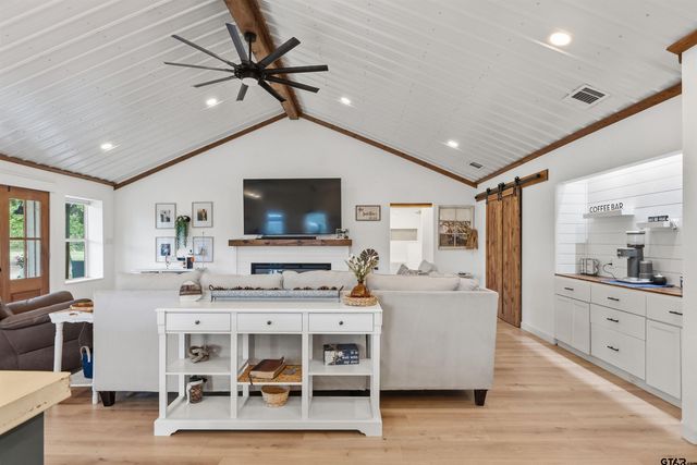 549 County Road 3508, Bullard, TX 75757