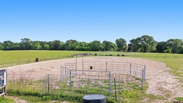549 County Road 3508, Bullard, TX 75757