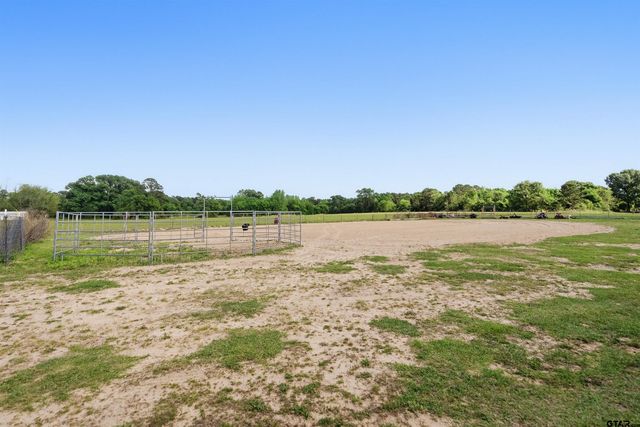 549 County Road 3508, Bullard, TX 75757