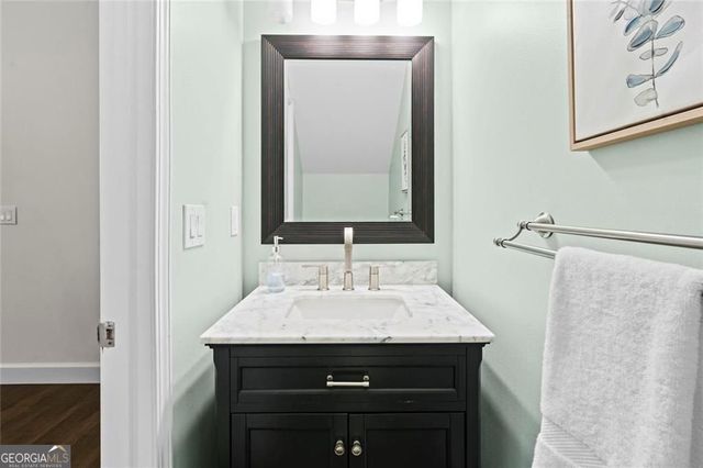 5338 Medlock Corners Drive, Peachtree Corners, GA 30092