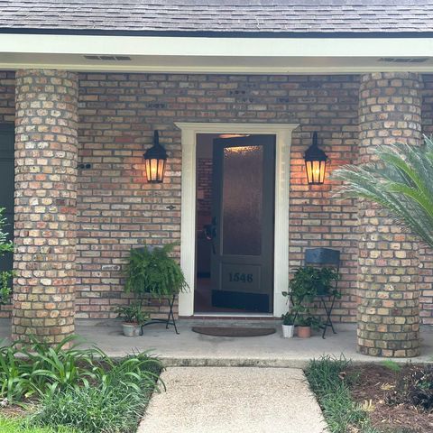 1546 Beckenham Dr, Baton Rouge, LA 70808
