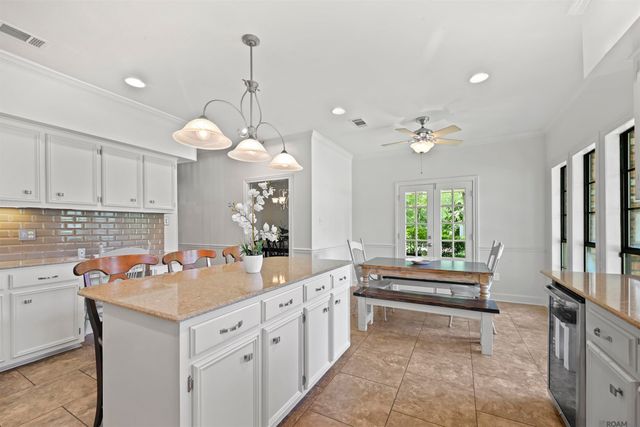 1546 Beckenham Dr, Baton Rouge, LA 70808