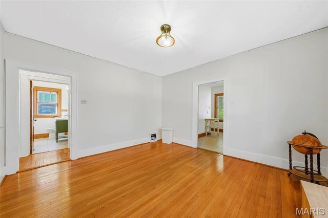 109 Lawrence Avenue, Ferguson, MO 63135