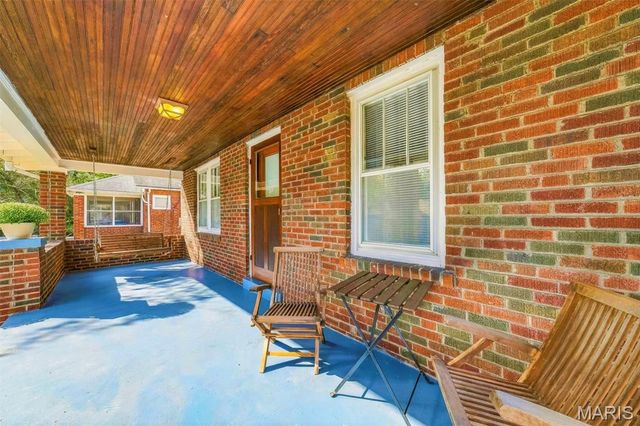 109 Lawrence Avenue, Ferguson, MO 63135