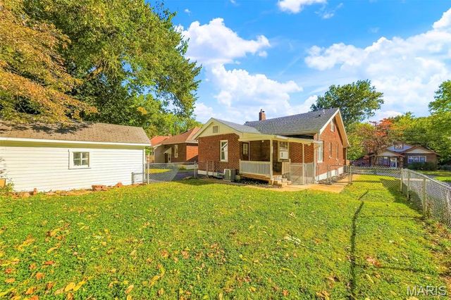 109 Lawrence Avenue, Ferguson, MO 63135