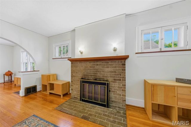 109 Lawrence Avenue, Ferguson, MO 63135